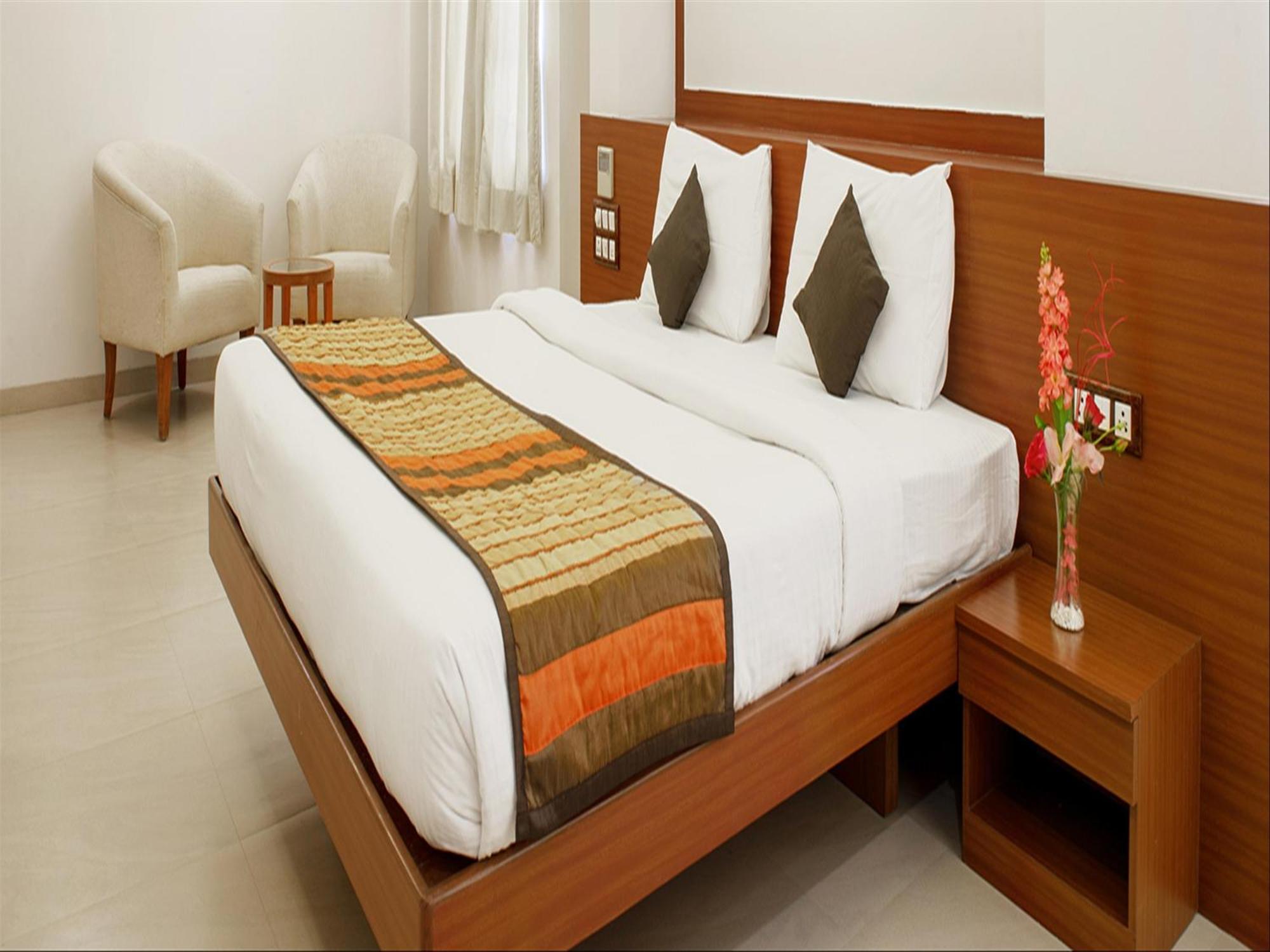 Hotel Mint Montvert, Baner Pune Exterior foto