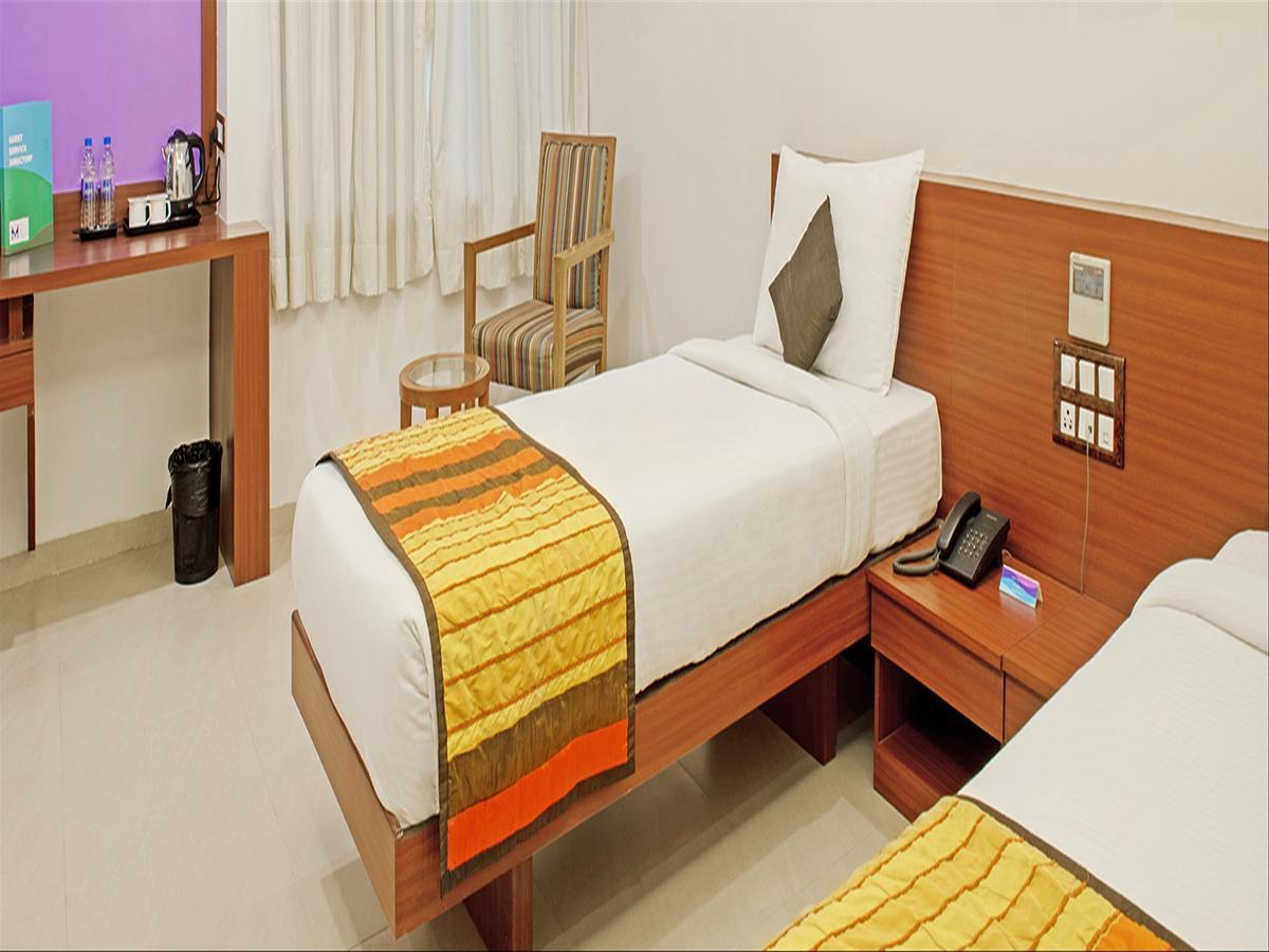 Hotel Mint Montvert, Baner Pune Exterior foto
