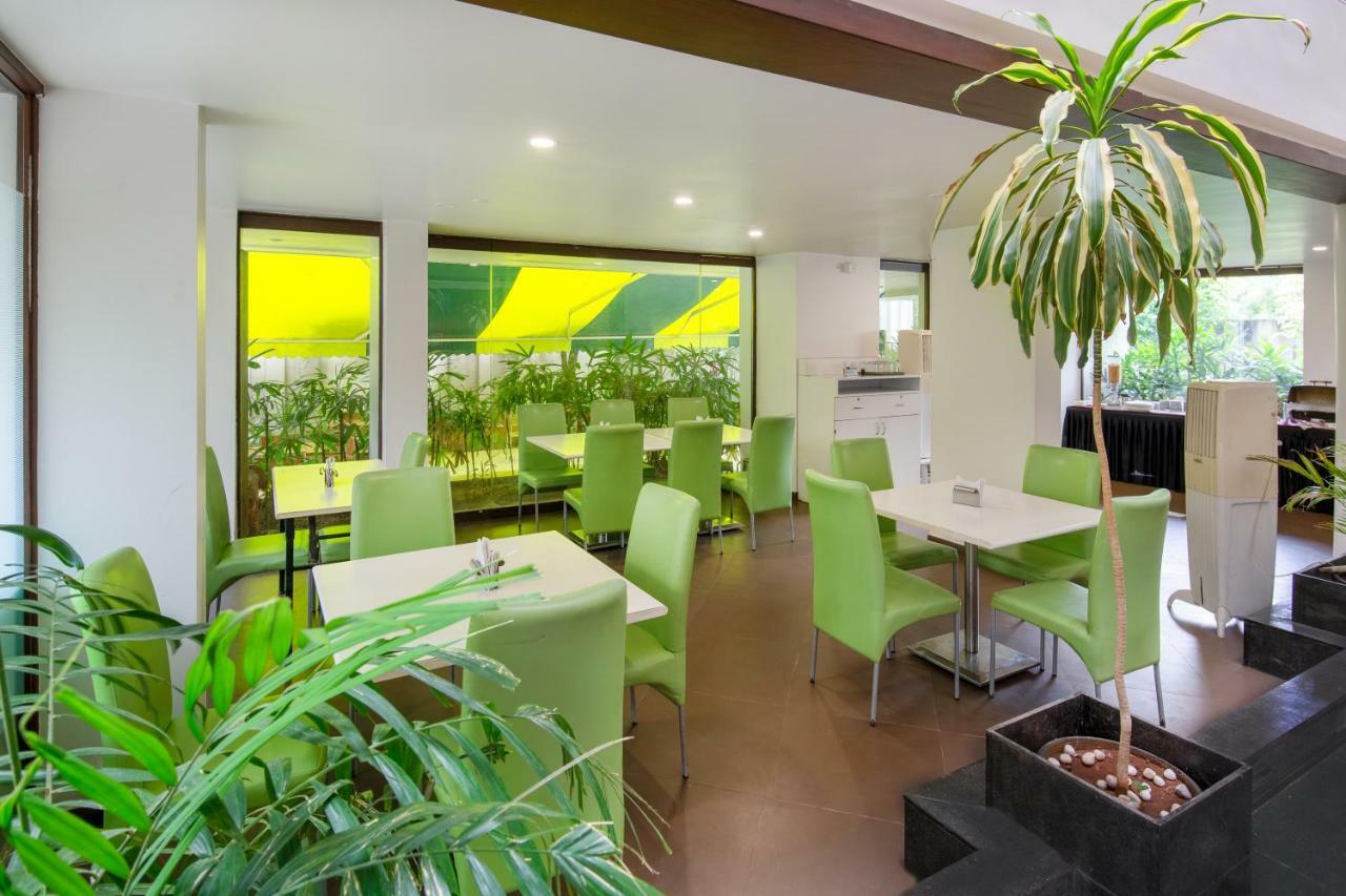 Hotel Mint Montvert, Baner Pune Exterior foto